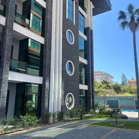 Apartament In Royalgarden Means Life