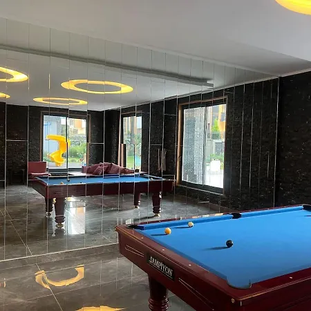 In Royalgarden Means Life Apartament Alanya