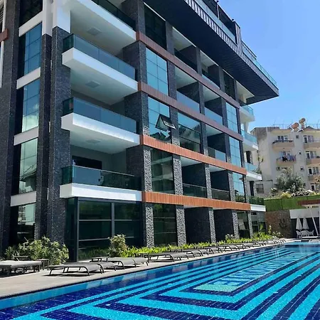 Apartament In Royalgarden Means Life Alanya