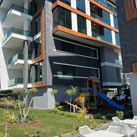 In Royalgarden Means Life Apartmán Alanya